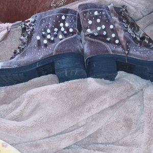 Madden Girl rough glam boots